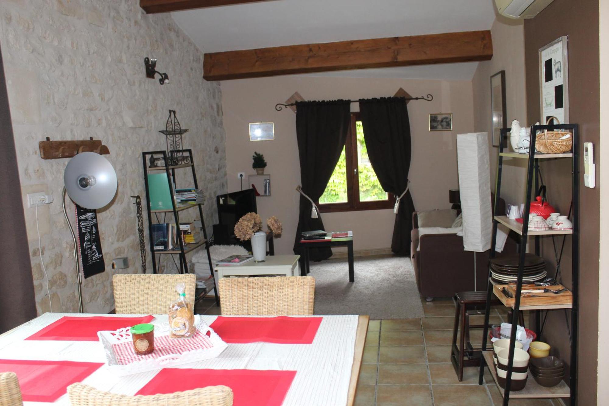 Les Gites Du Veau D'Or Ozillac Exterior photo