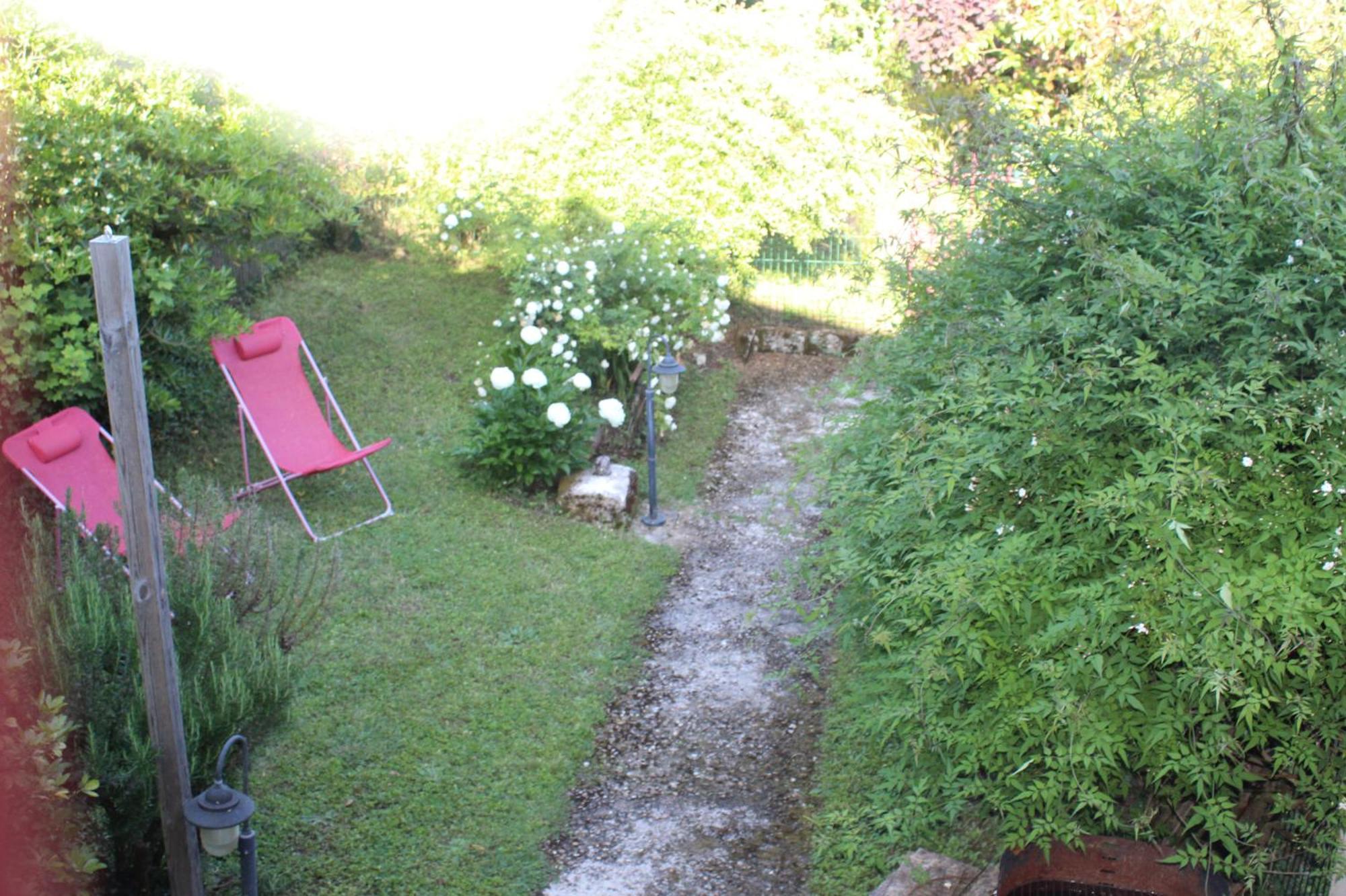 Les Gites Du Veau D'Or Ozillac Exterior photo