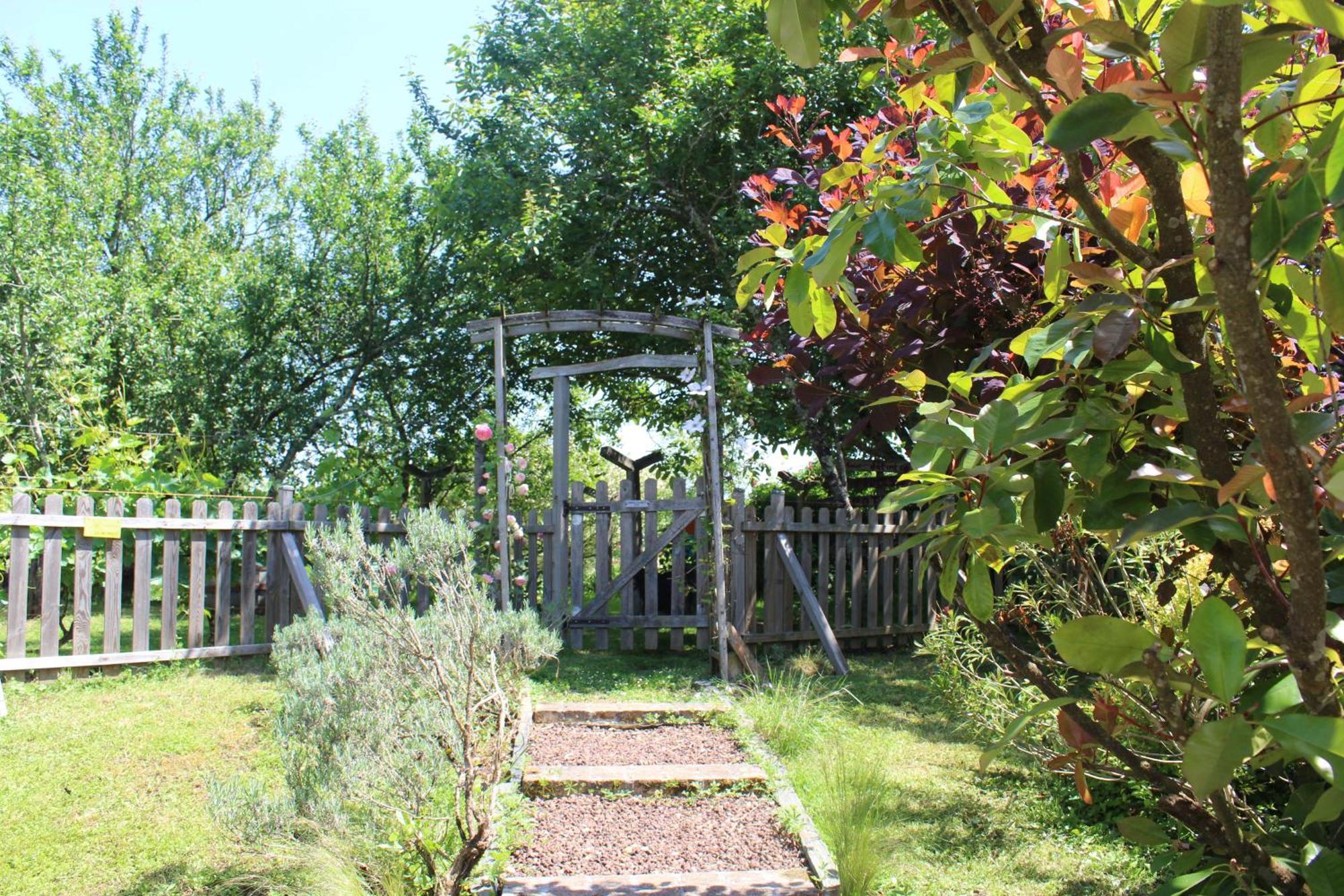 Les Gites Du Veau D'Or Ozillac Exterior photo